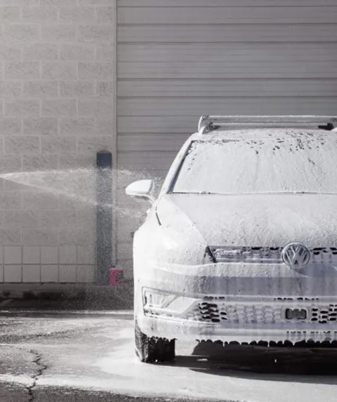 Signature car detailing service